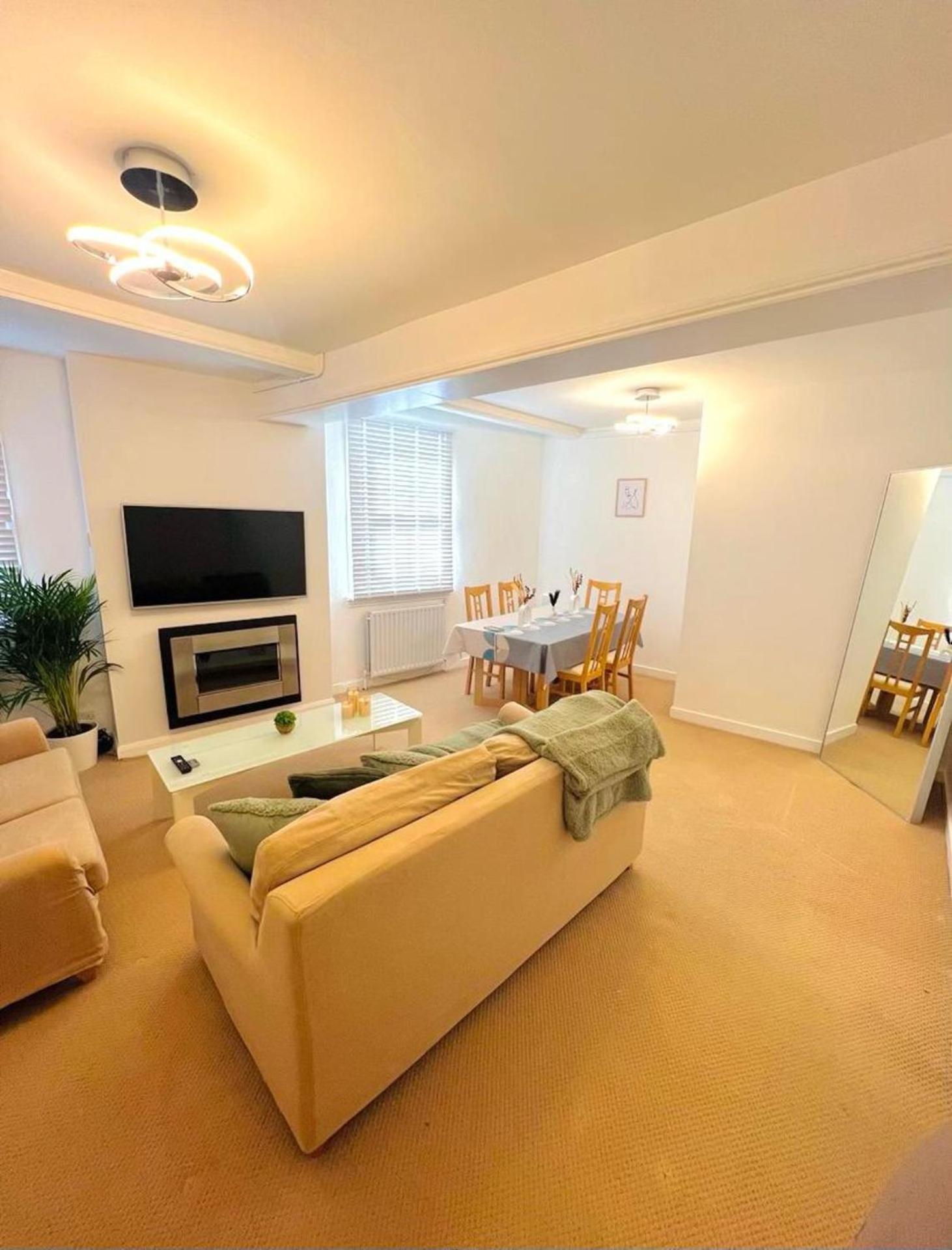 Captivating 2-bed In Clapham Appartamento Londra