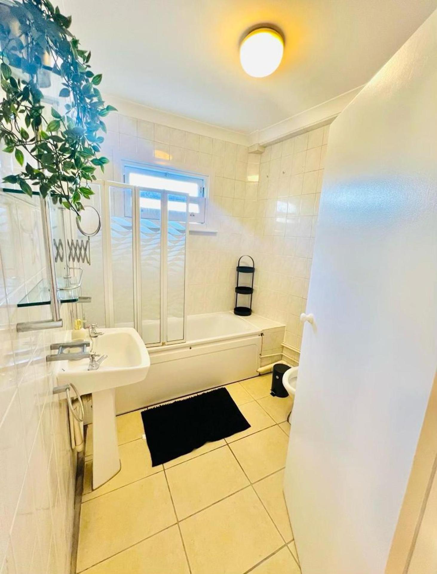 Appartamento Captivating 2-bed In Clapham *